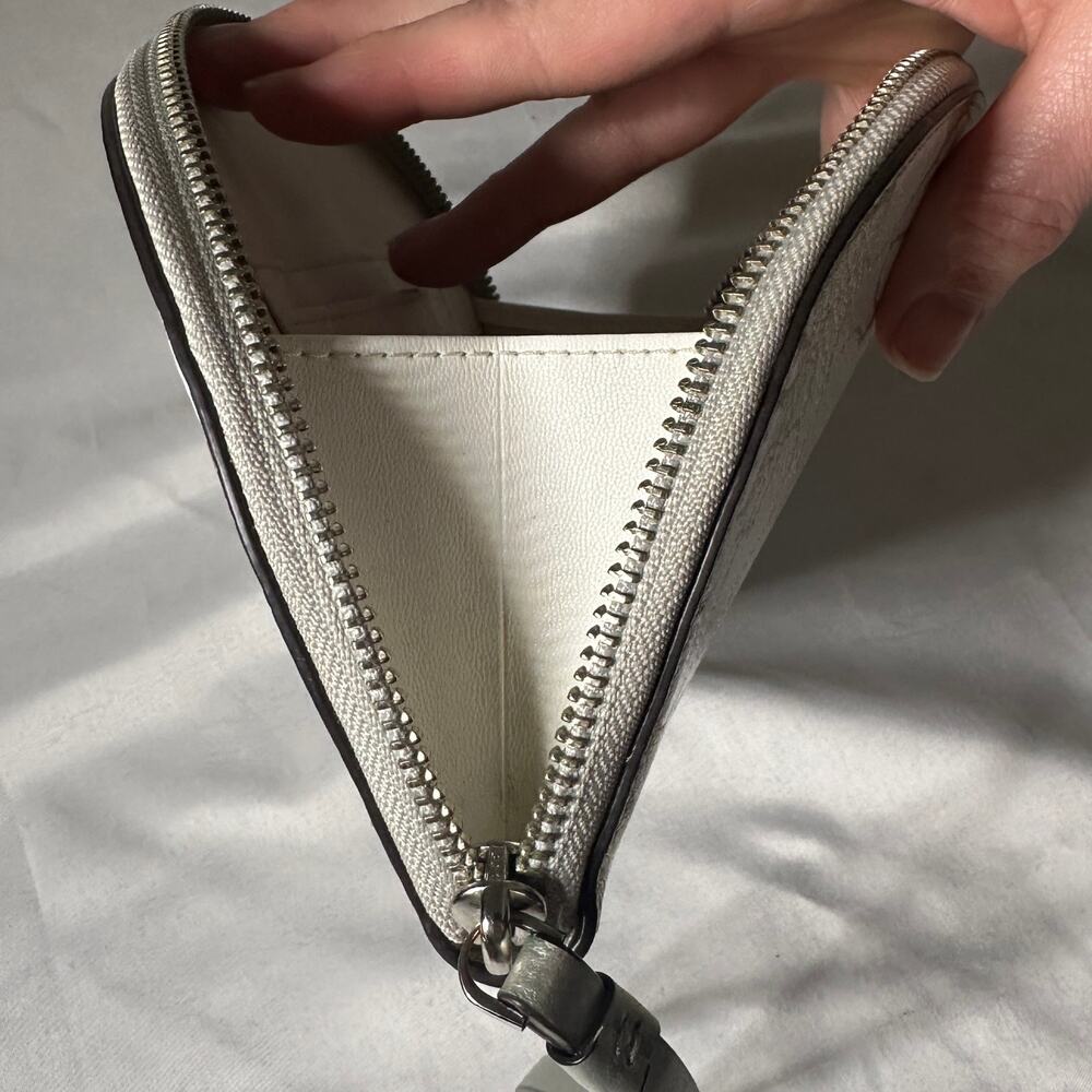 Kate Spade Breezy Floral Half Moon Wristlet Cream Gold Pebbled Leather - Picture 11 of 14